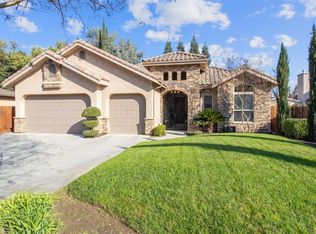 921 E Buckingham Way, Fresno, CA 93704