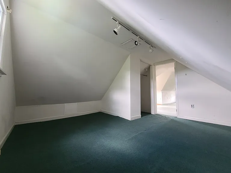 219 Virginia Ave #B — Photo 30