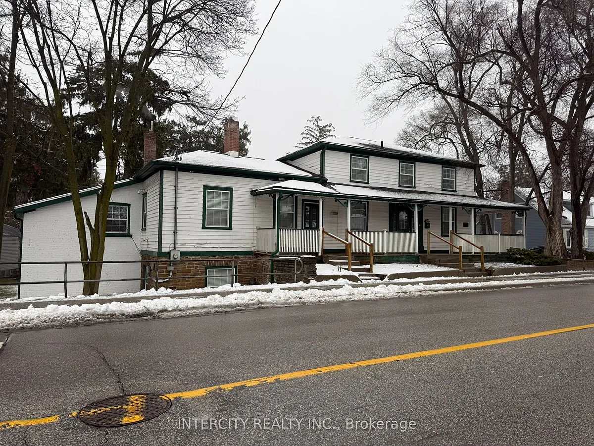 Building Photo - 117 Clarence St #LOWER