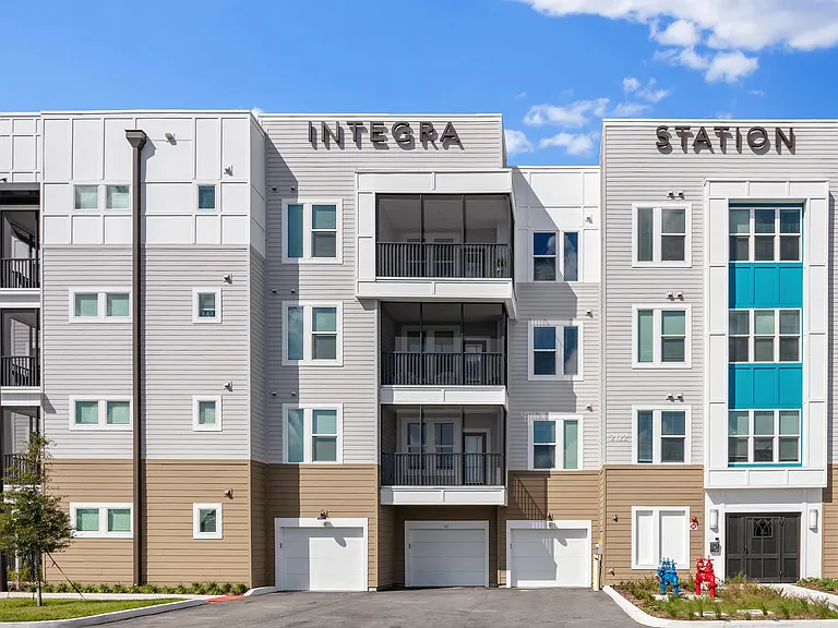 Integra Station 2114 — Photo 23