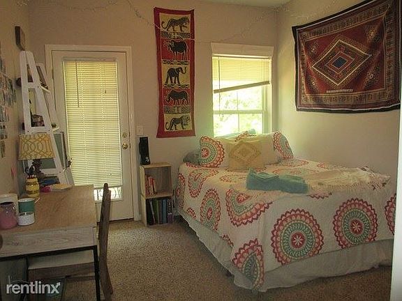 1210 Bertrrand Bedroom1