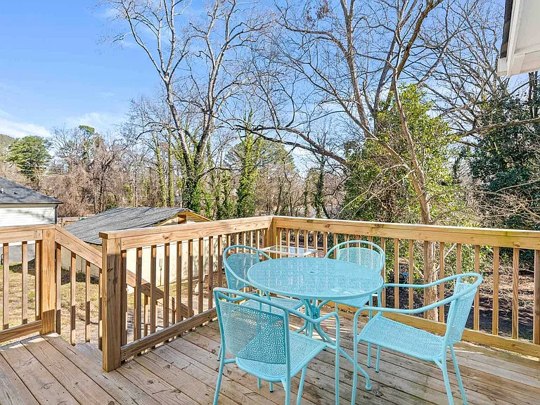 Deck off the back of kitchen
