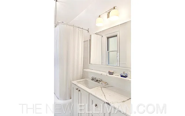 Sold by Douglas Elliman | media 24