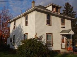 5 Maple Ave, Ripley, NY 14775