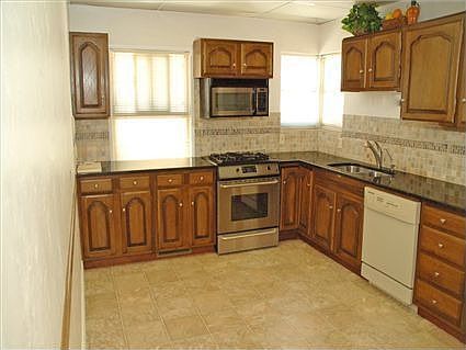 5th image of 2810 Glenmare St