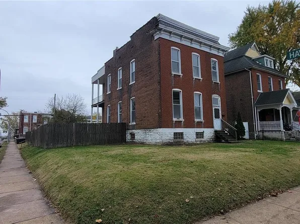 6702 Virginia Ave, Saint Louis, MO 63111