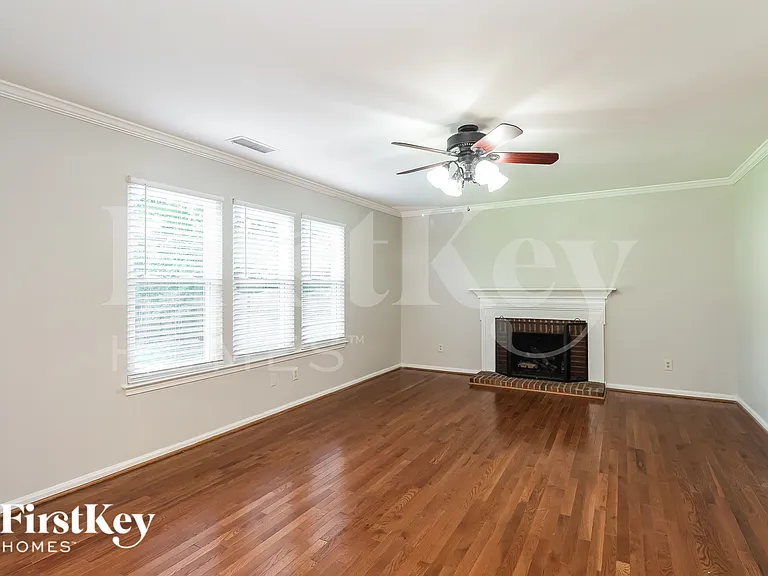 1302 Sweetgum Ln — Photo 11