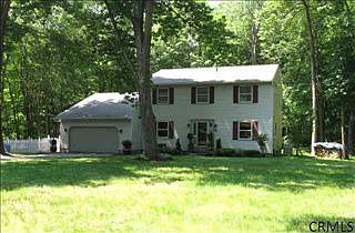1st image of 16A Stony Brook Dr