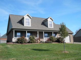 1523 Willowbrook Dr, Princeton, IN 47670