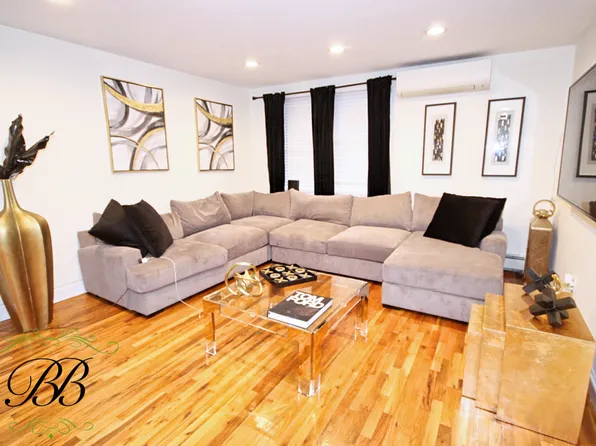 2070 Pearson Street image 29 of 36