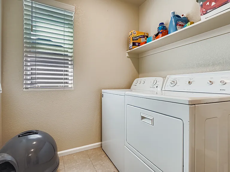 8219 S Trails Edge Ct — Photo 13
