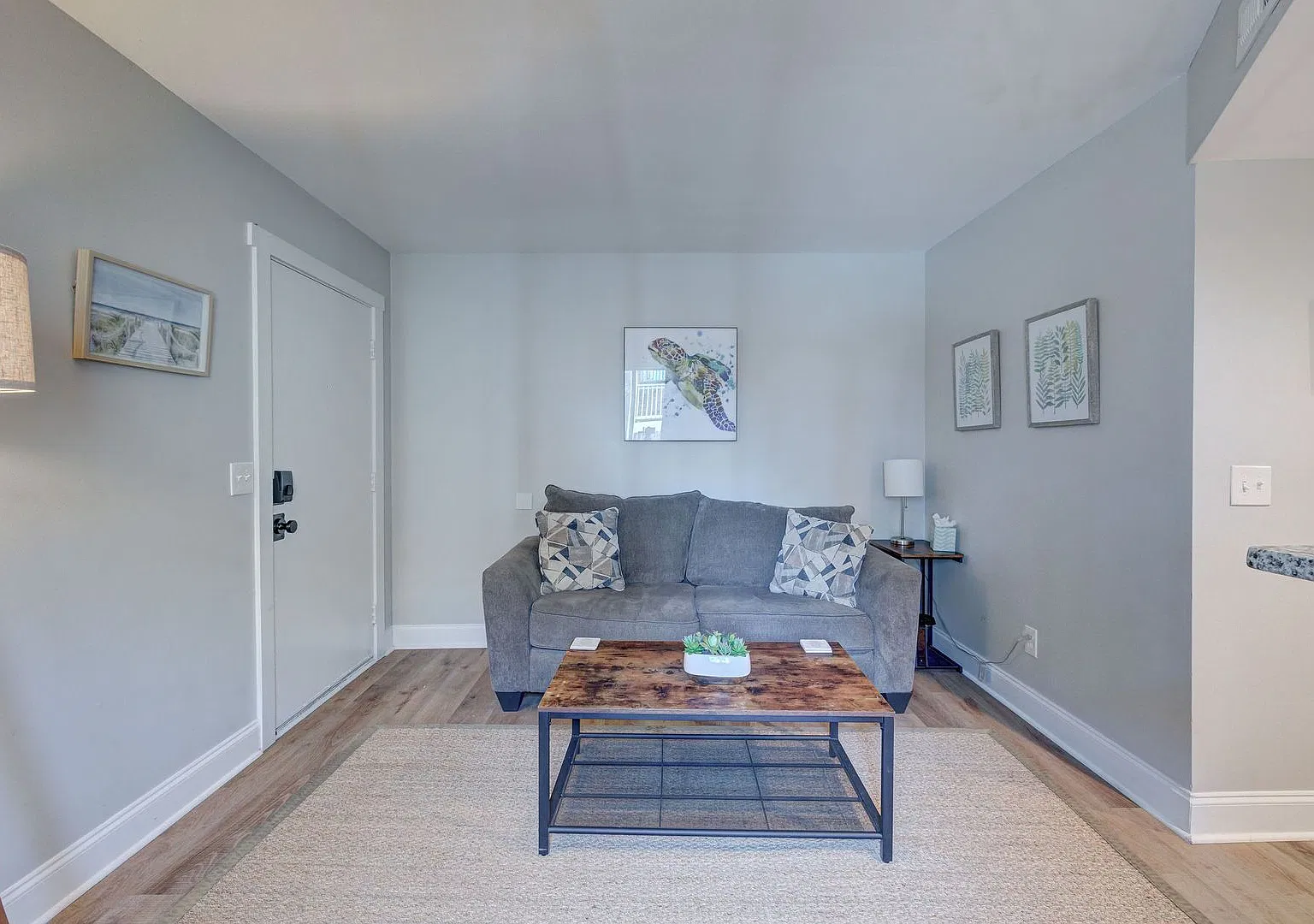 1 Bedroom Adjacent to UNCW — Photo 4