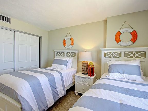 3rd image of 2615 S Atlantic Ave APT 8H
