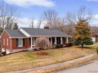 131 Edgemont Dr, New Albany, IN 47150