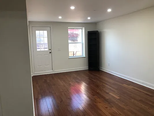 Rented by Owner | media 8