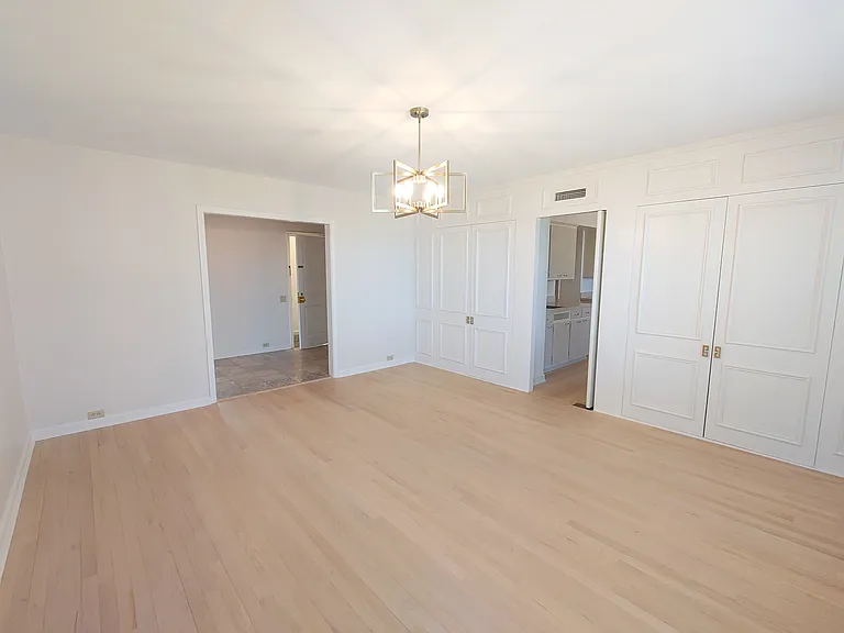 3200 E Hampshire St — Photo 18