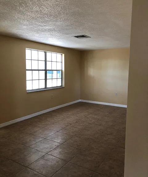 3137 Atlantis Dr — Photo 10
