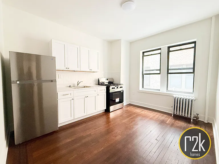 45-39 42nd St #2C — Photo 5
