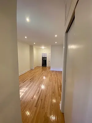 Rented by Performing Assets Corp | media 17