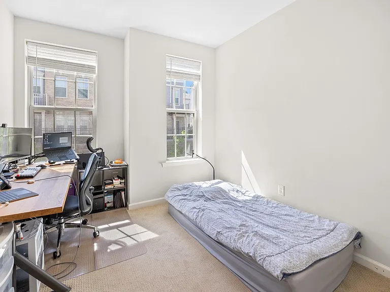 11 Leahy Dr — Photo 15