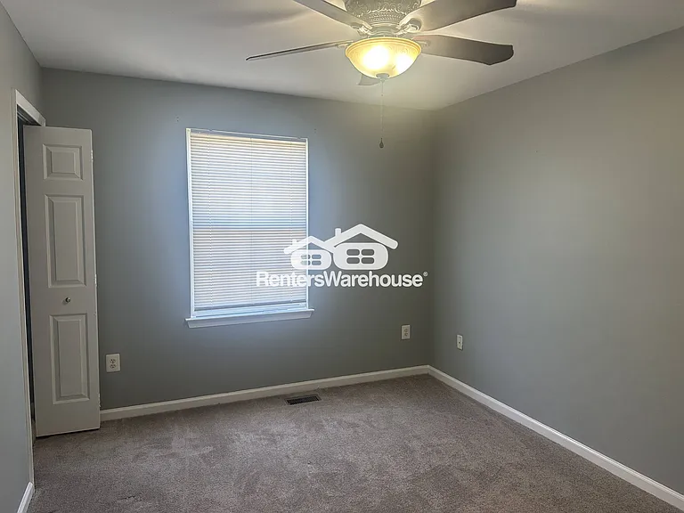 5613 Harvey Ct — Photo 15