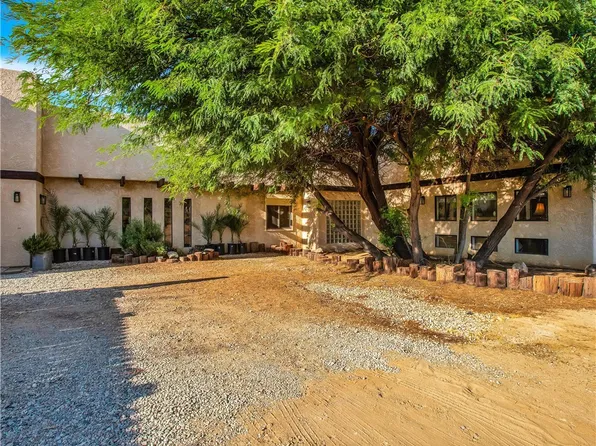 8977 Del Monte Ave, Yucca Valley, CA 92284