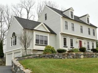 81 Little Pond Rd, Northborough, MA 01532