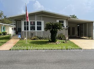 38202 Woodgate Ln, Zephyrhills, FL 33542