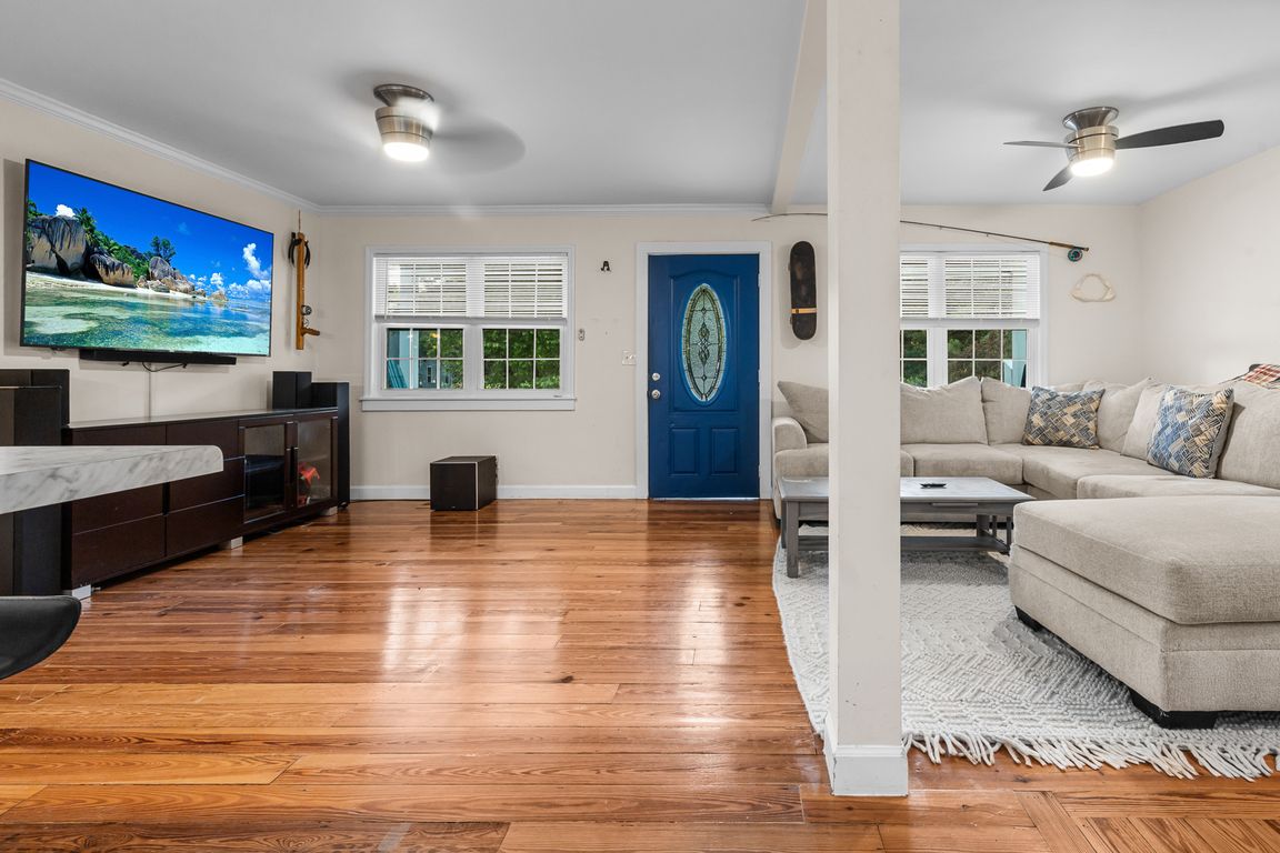 next background image