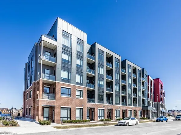 3265 Carding Mill Trl #520, Oakville, ON L6M 0Z5