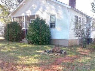 2711 E Powell St, Seneca, SC 29678