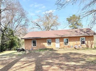 615 Quitman St, Pittsburg, TX 75686