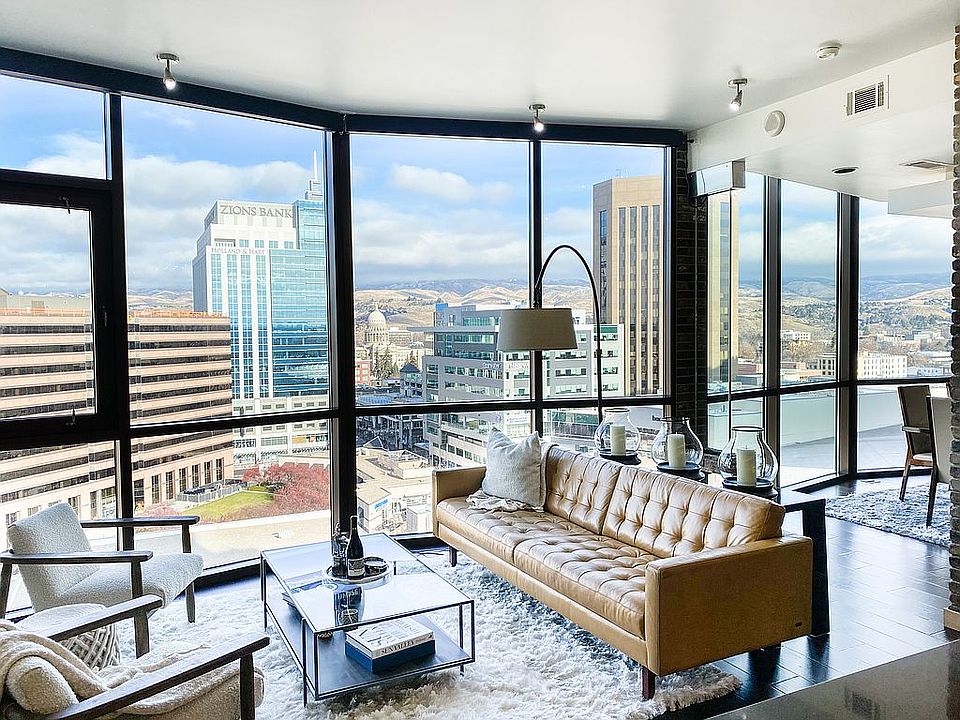 Unbeatable view and layout.