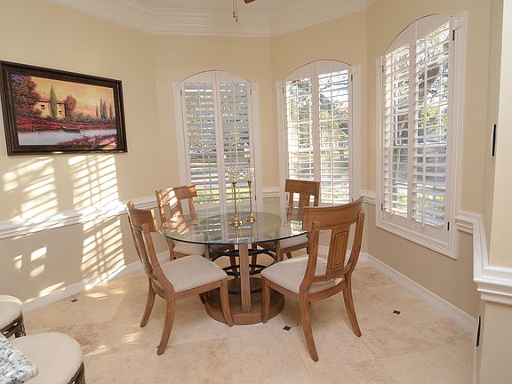 Breakfast nook
