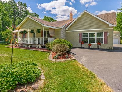 1340 Cain Rd, Youngstown, NY, 14174