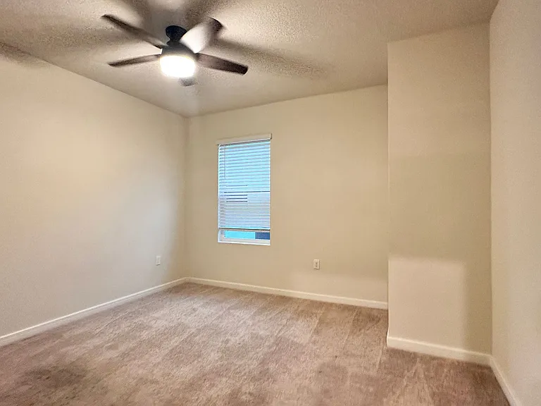 3074 Green Park Dr — Photo 10