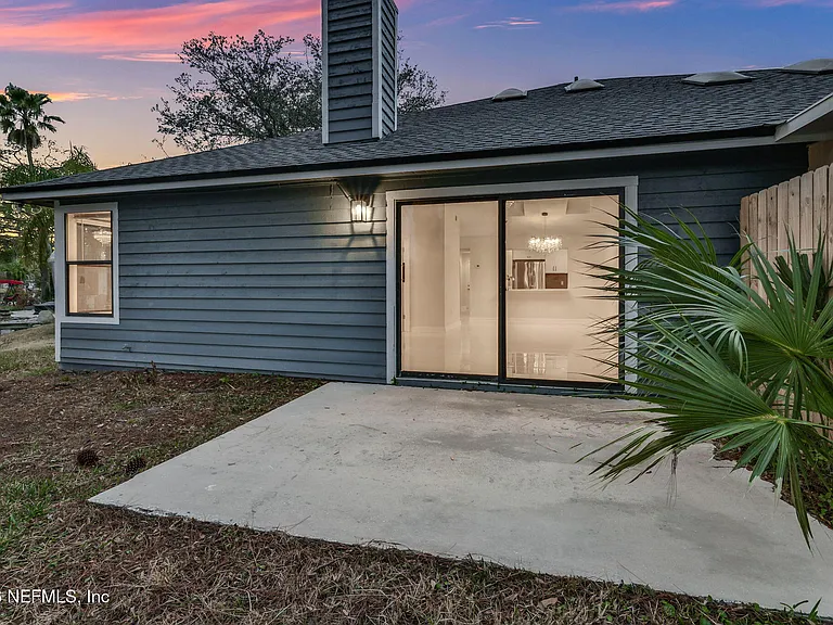 181 Aruba Ln — Photo 47