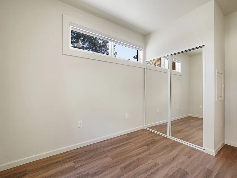 Vero Hills Apartments — Photo 10