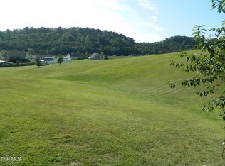 257 E Campground Rd, Kingsport, TN 37664