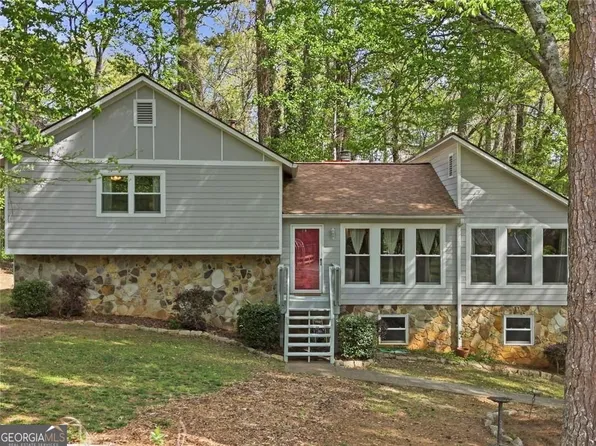 5024 Gunners Run NE, Roswell, GA 30075