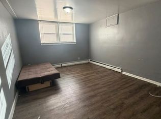 79 Hopkins Pl #1A, Irvington, NJ 07111