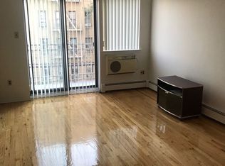 27-17 Newtown Ave #3, Astoria, NY 11102
