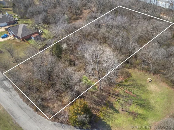 Westway Rd, Tulsa, OK 74131