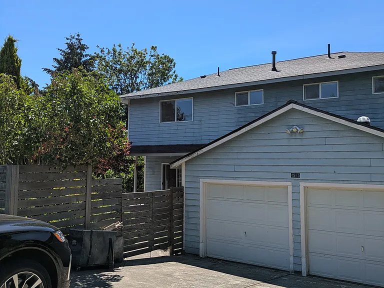 4565 21st Ave SW — Photo 1