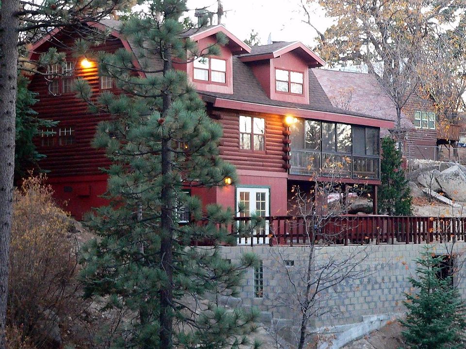 1st image of 32990 Canyon Dr