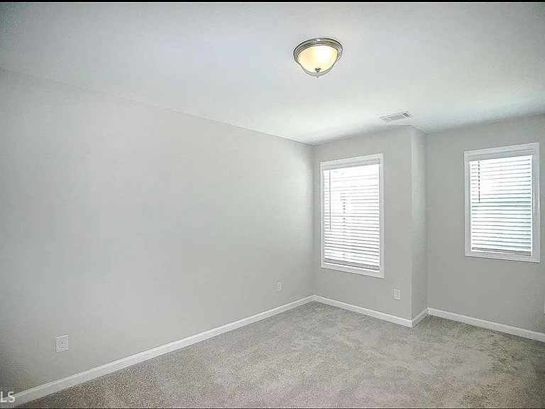 679 Lansing Grove Way — Photo 9
