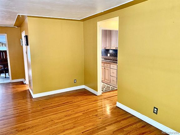 4th image of 489 Florence St