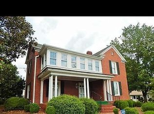 216 Decatur St, Madison, NC 27025