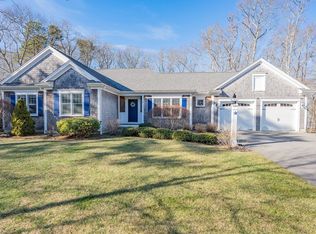 6 Bunker Cir, Sandwich, MA 02563