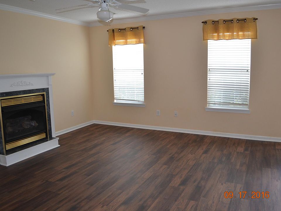 2nd image of 1645 Baltusrol Ln